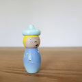 Poupée en bois Summer Bee