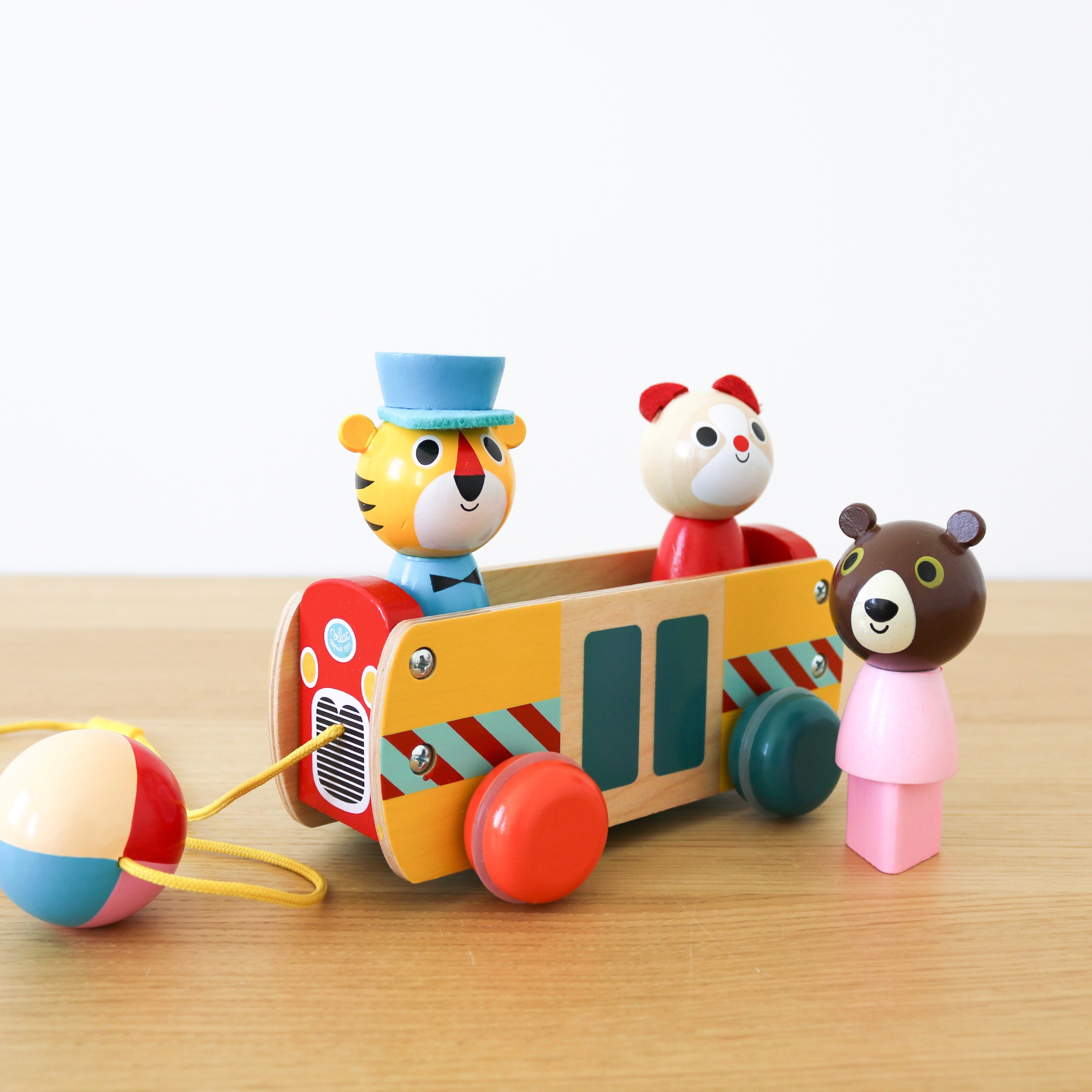 Pull Along Animal Bus