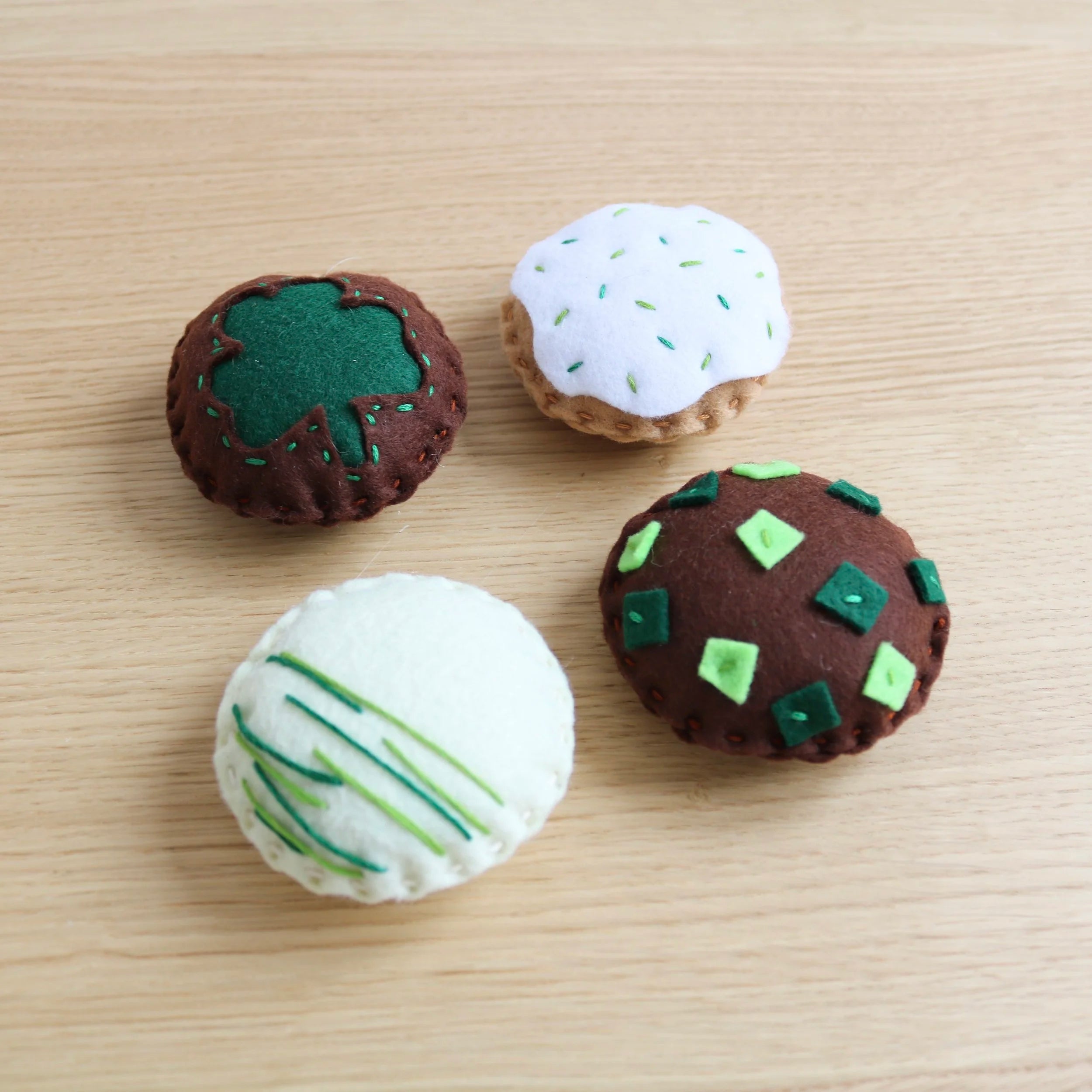 Biscuits en feutrine pour la Saint-Patrick (4 pièces)