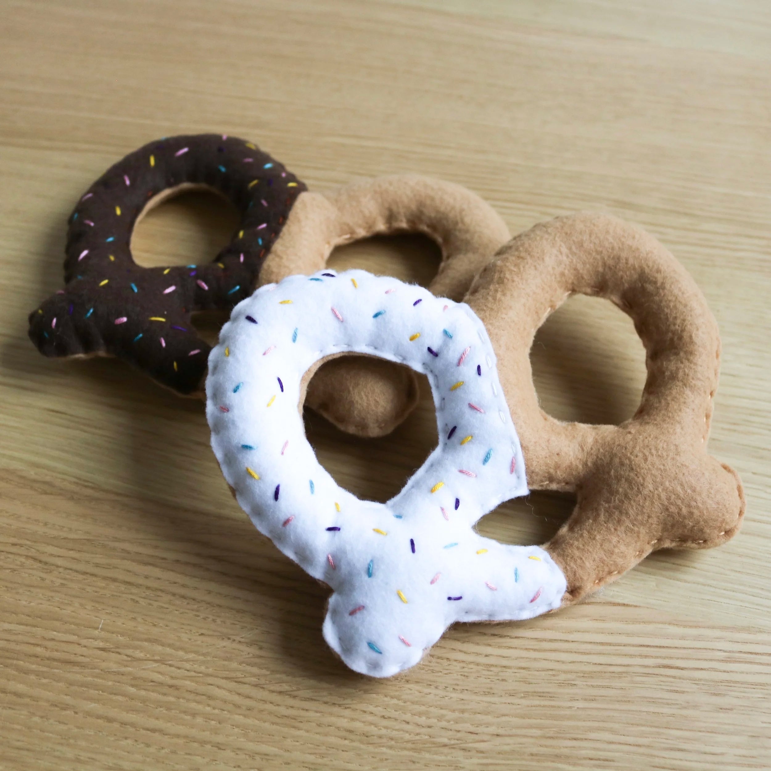 Bretzels enrobés de chocolat (2 pièces)