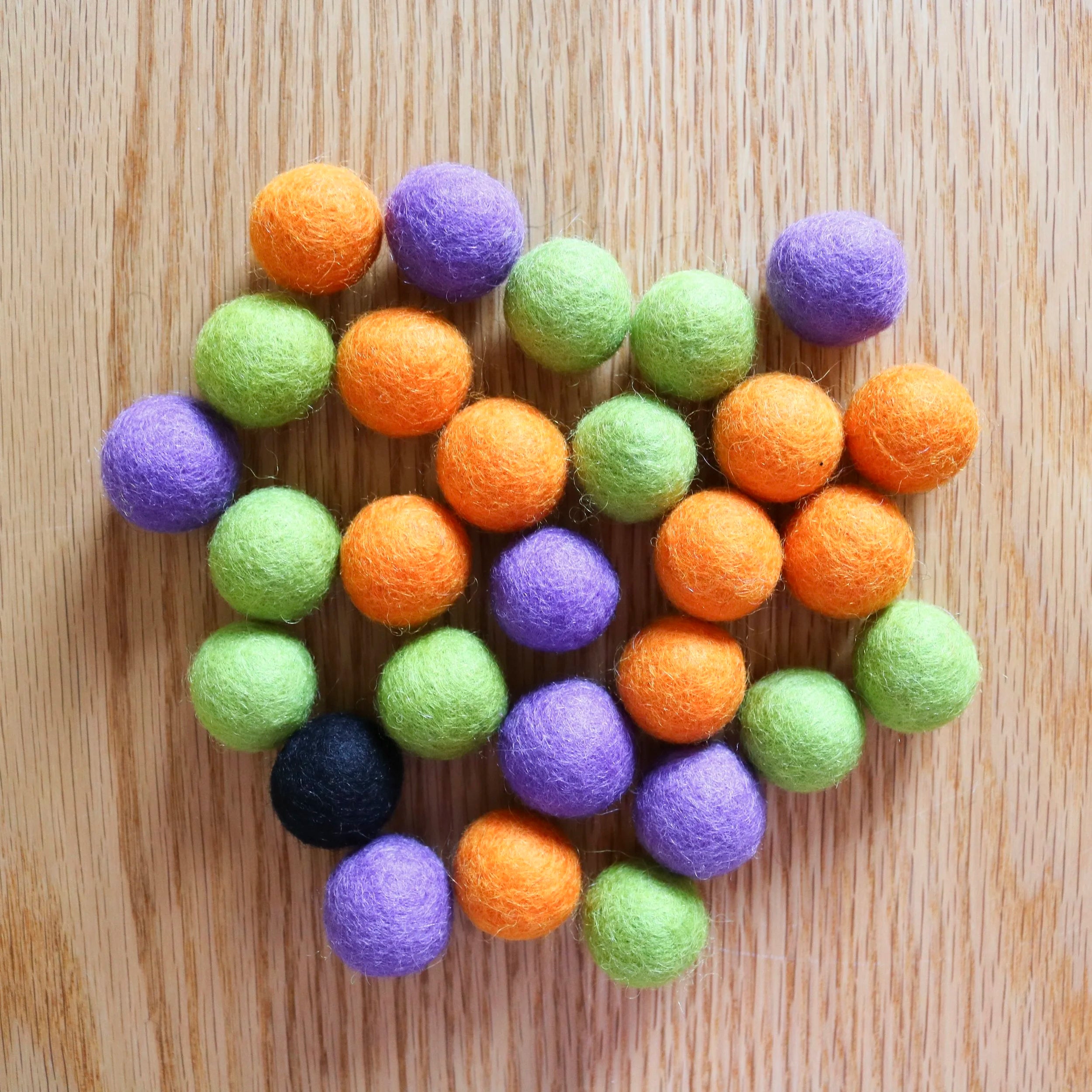 Halloween Felt Balls (28 pcs.)