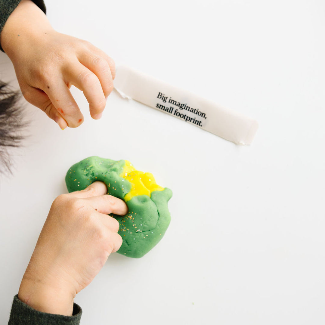 Pâte à modeler à paillettes naturelles