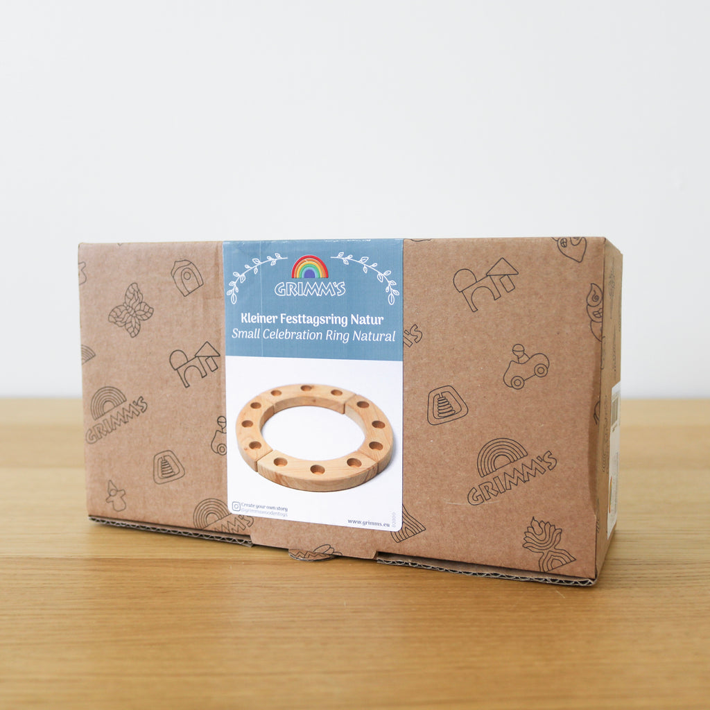 Small Celebration Ring Natural