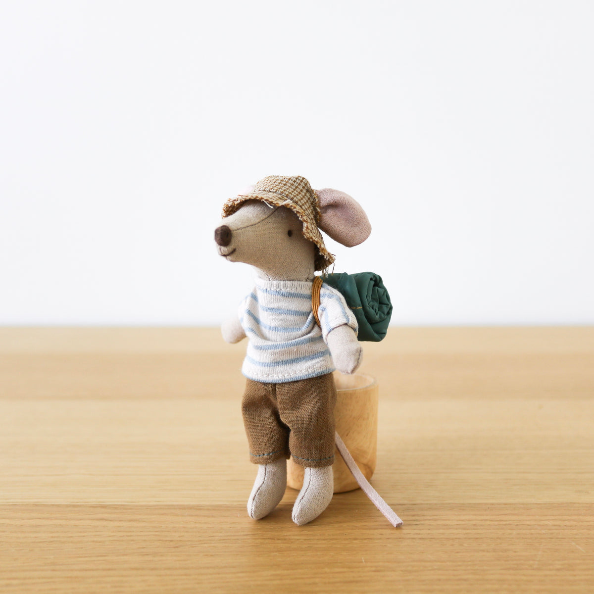 Hiker Mouse (Big Brother)
