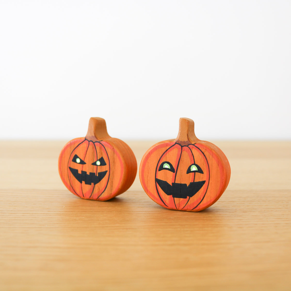 Jack-O-Lanterns (2 pcs.)