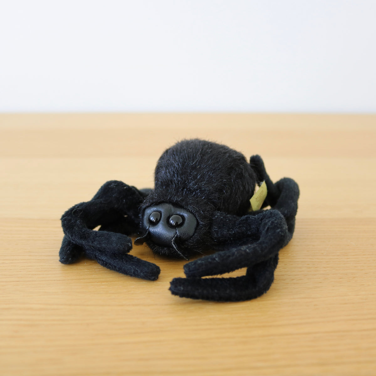 Mini Spider Finger Puppet