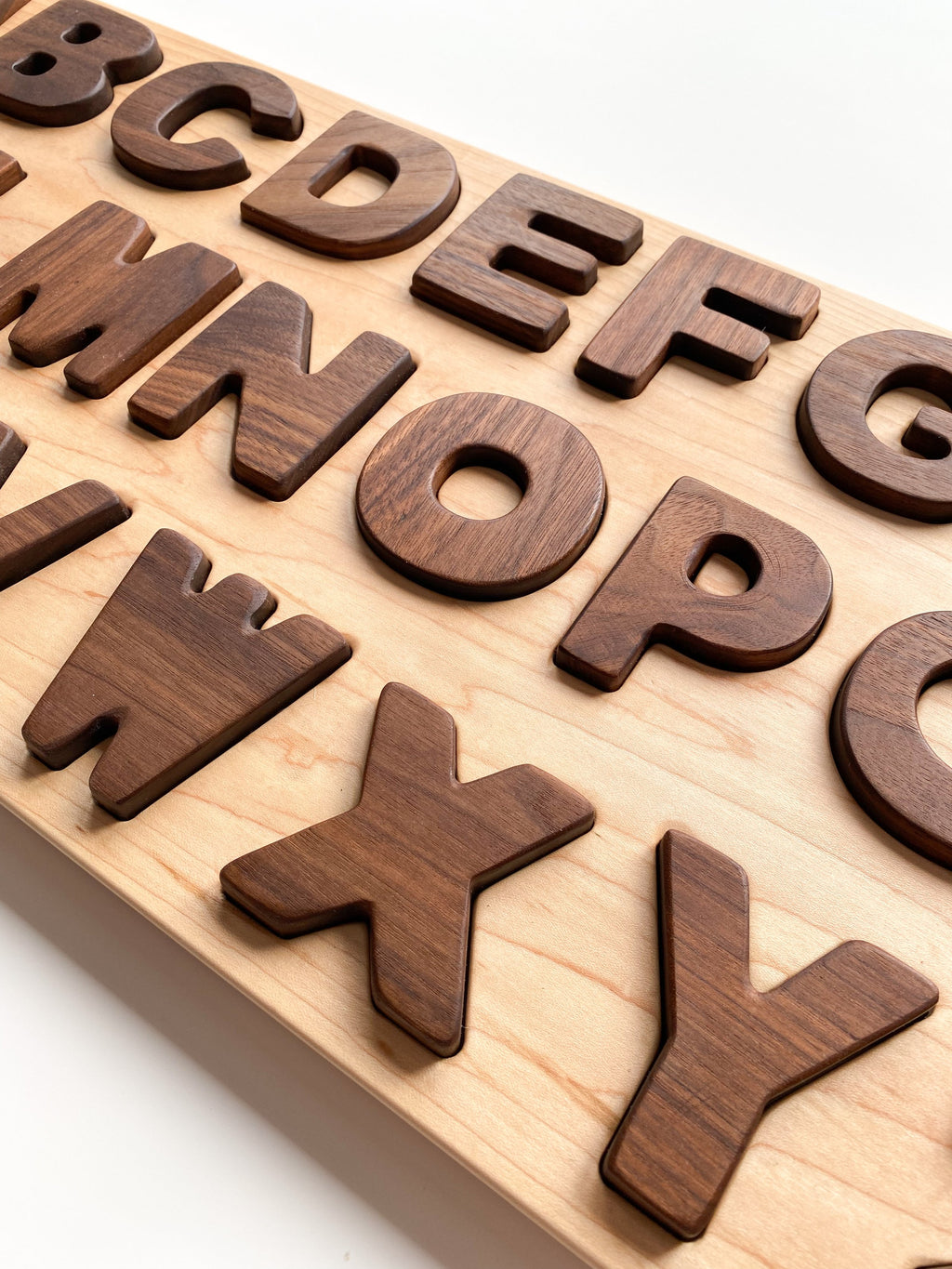 Puzzle XL en majuscules de l'alphabet