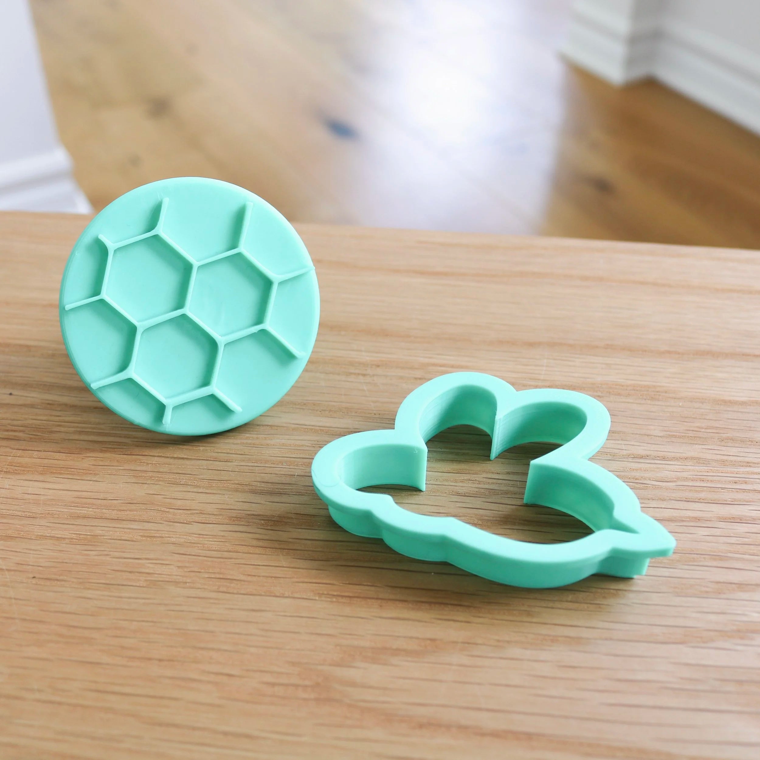 Bee Play Dough Cutter and Stamp