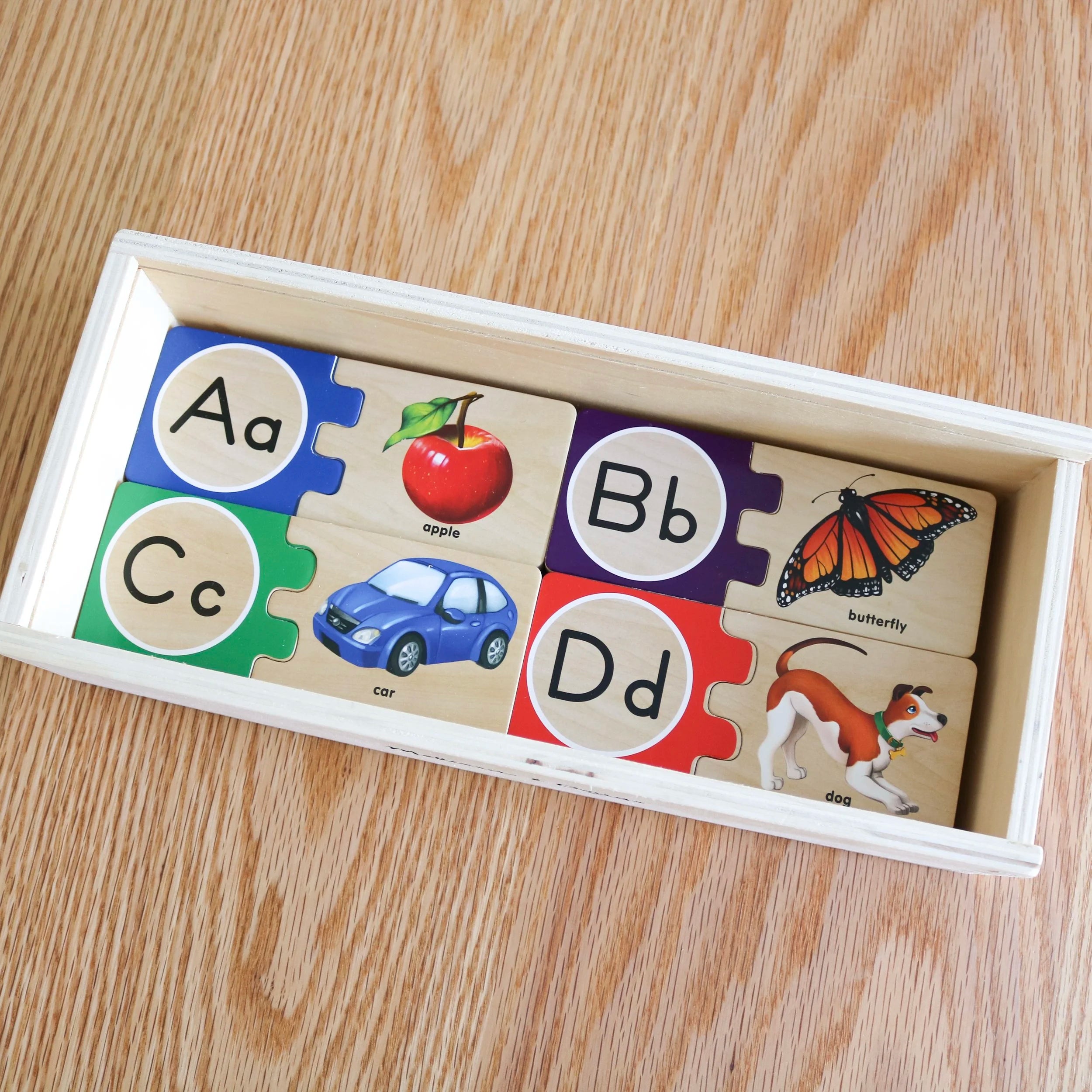 Puzzles de l'alphabet à correction automatique 