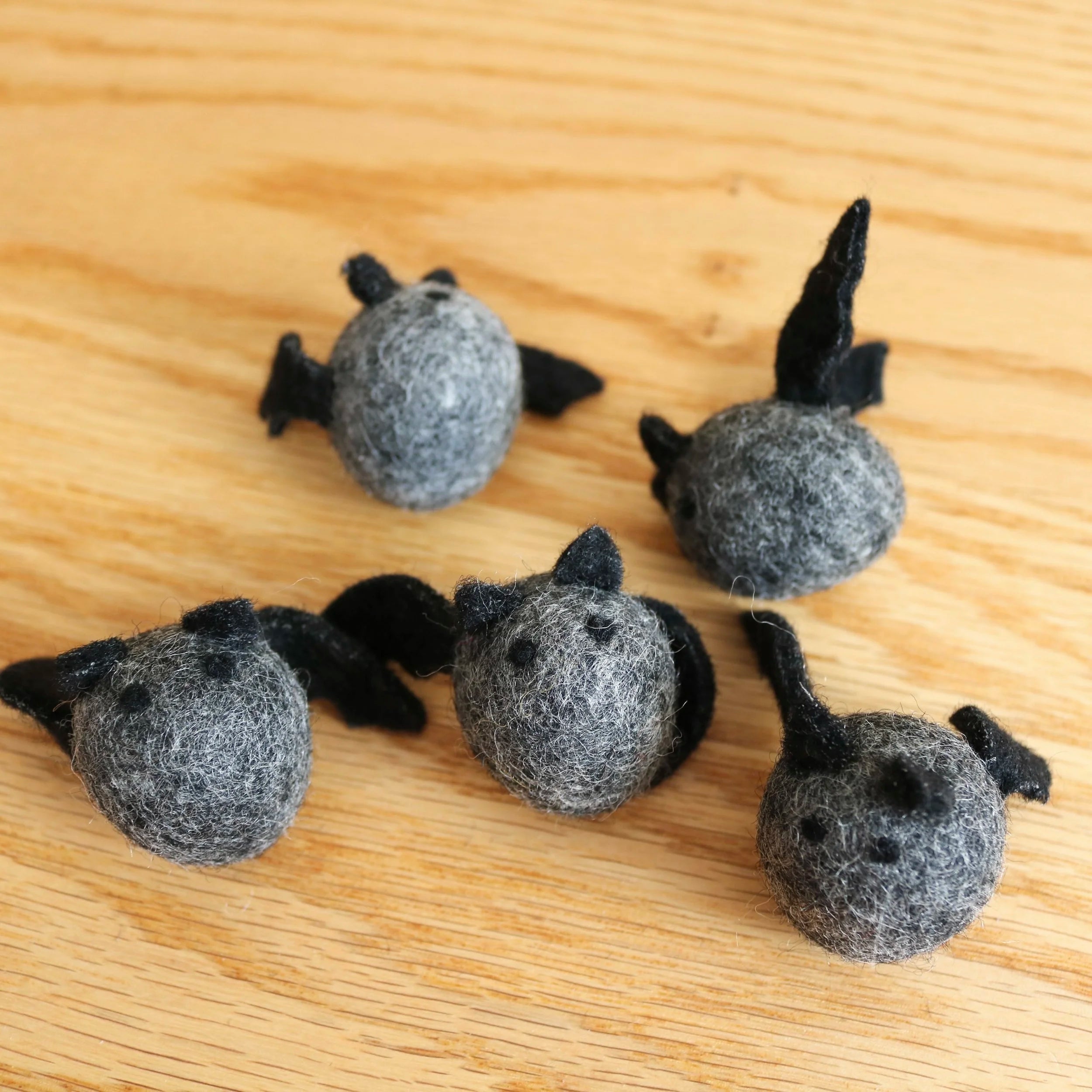 Bats (5 pcs.)