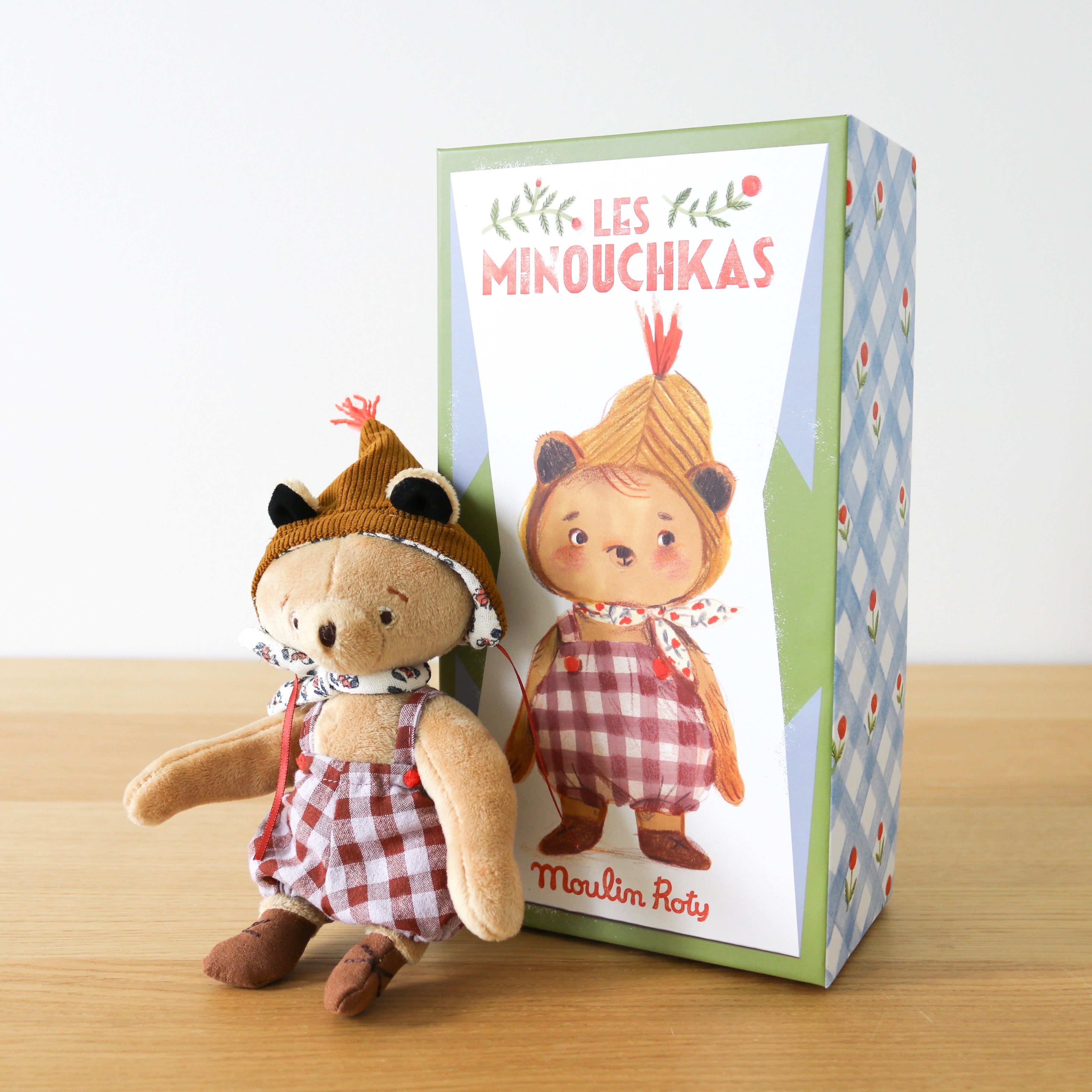 Les Minouchkas Emile the Small Bear