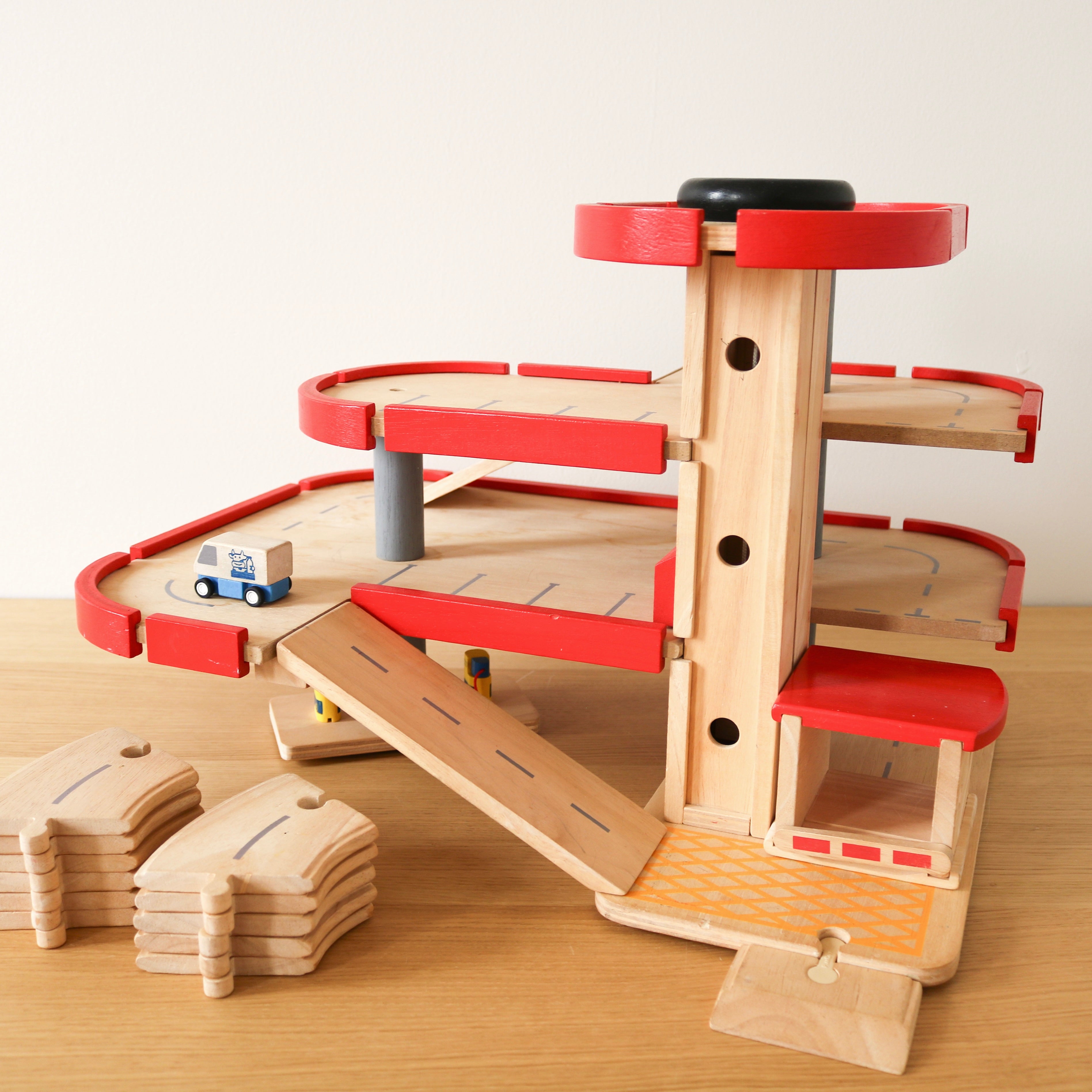 Parking Garage and Roadways (14 pcs.)