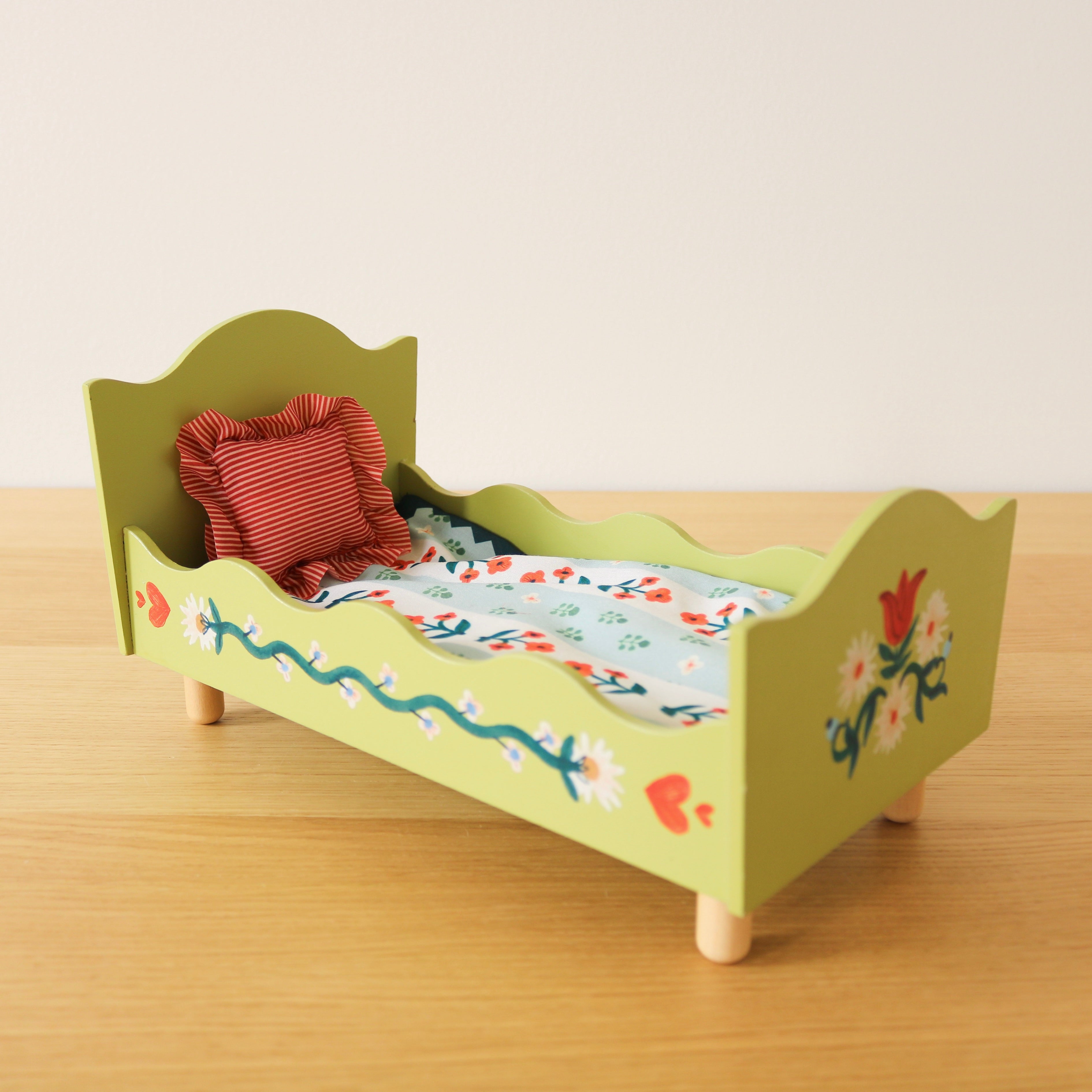 Les Minouchkas Bed
