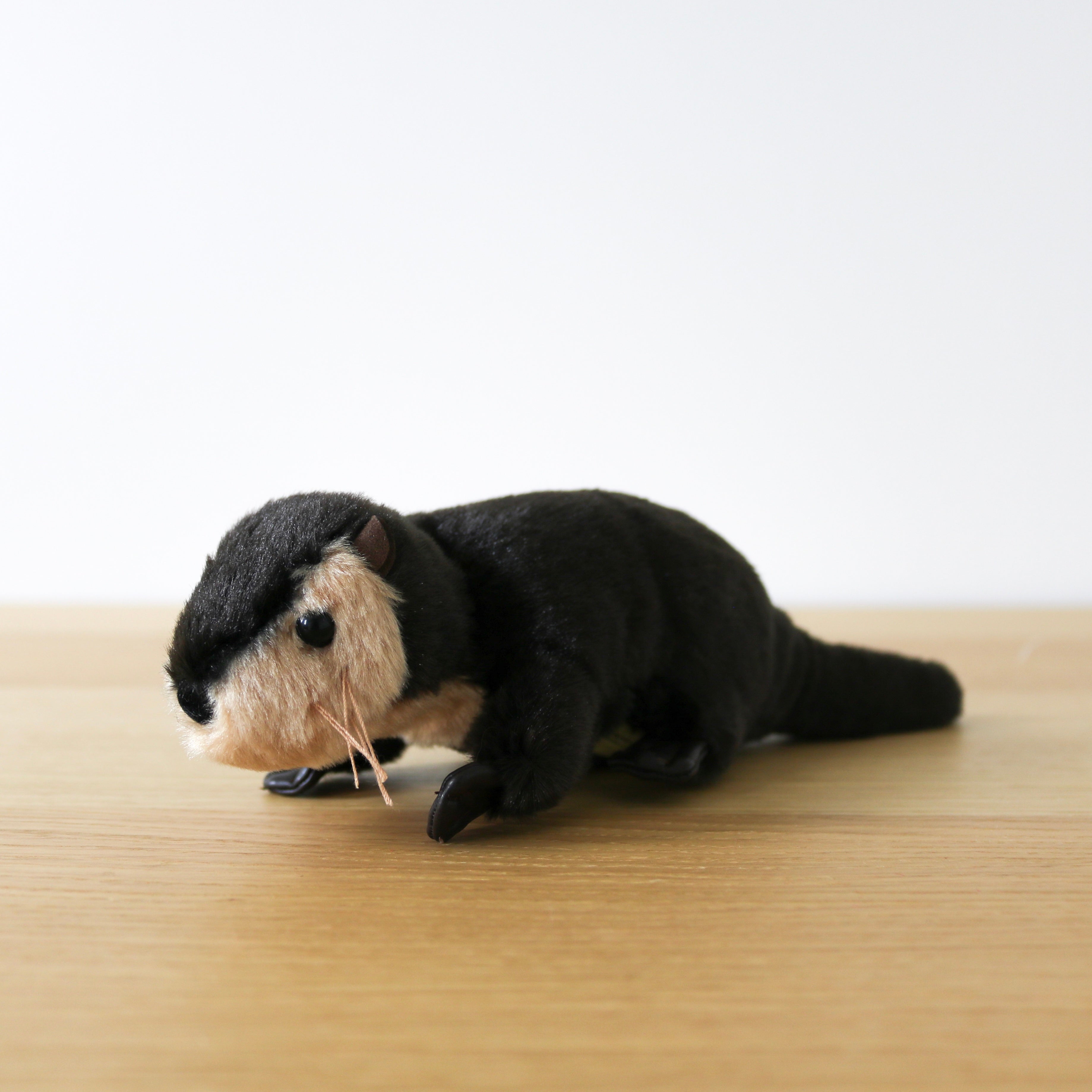 River Otter Finger Puppet