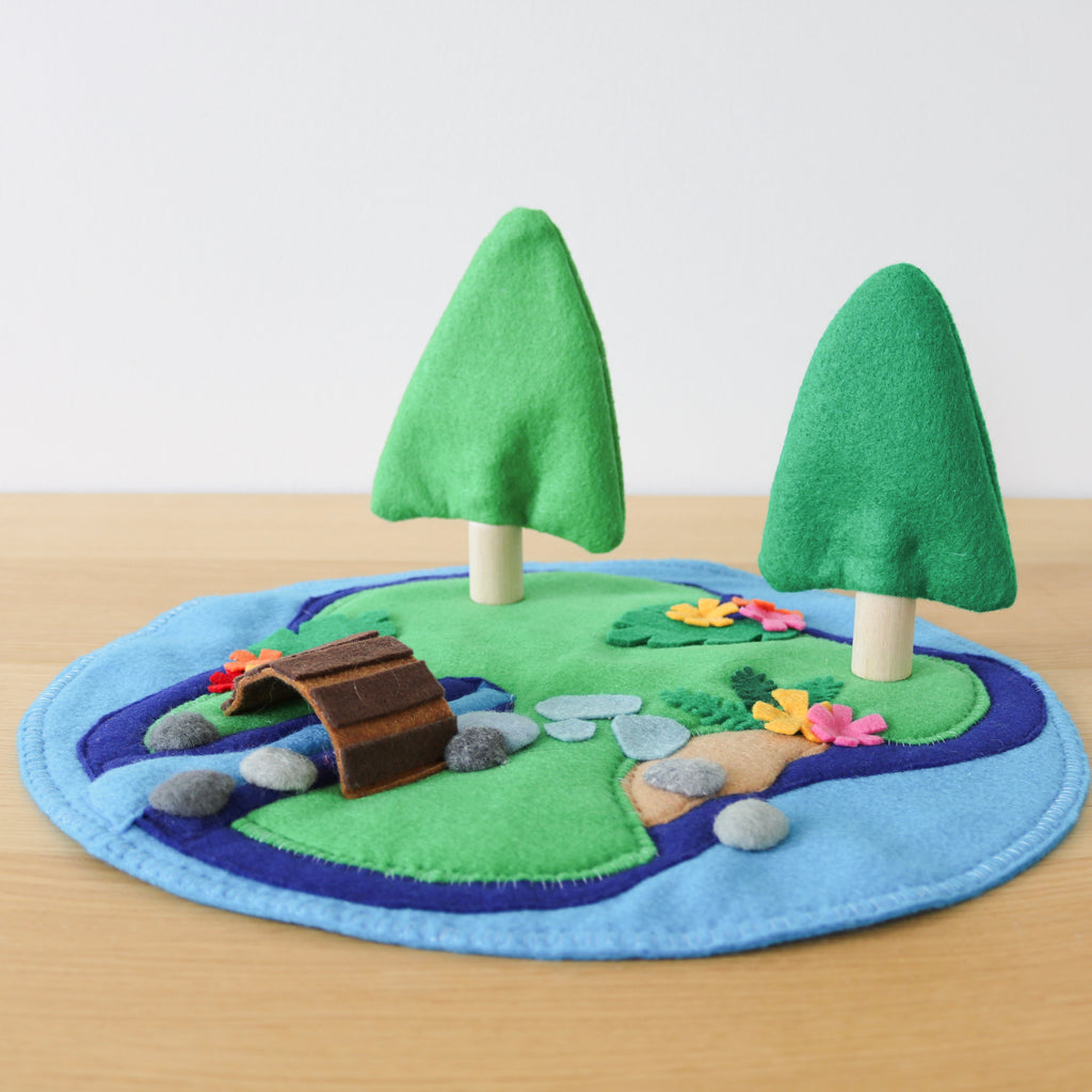 Summer Playmat with Bridge