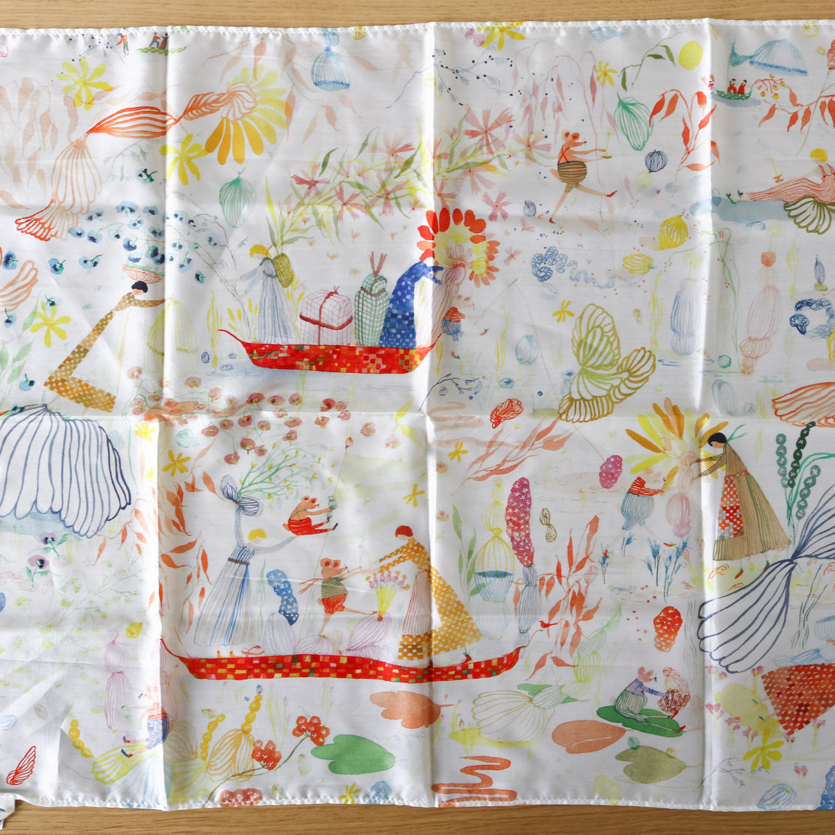 Garden in the Sea Seek and Find Playsilk