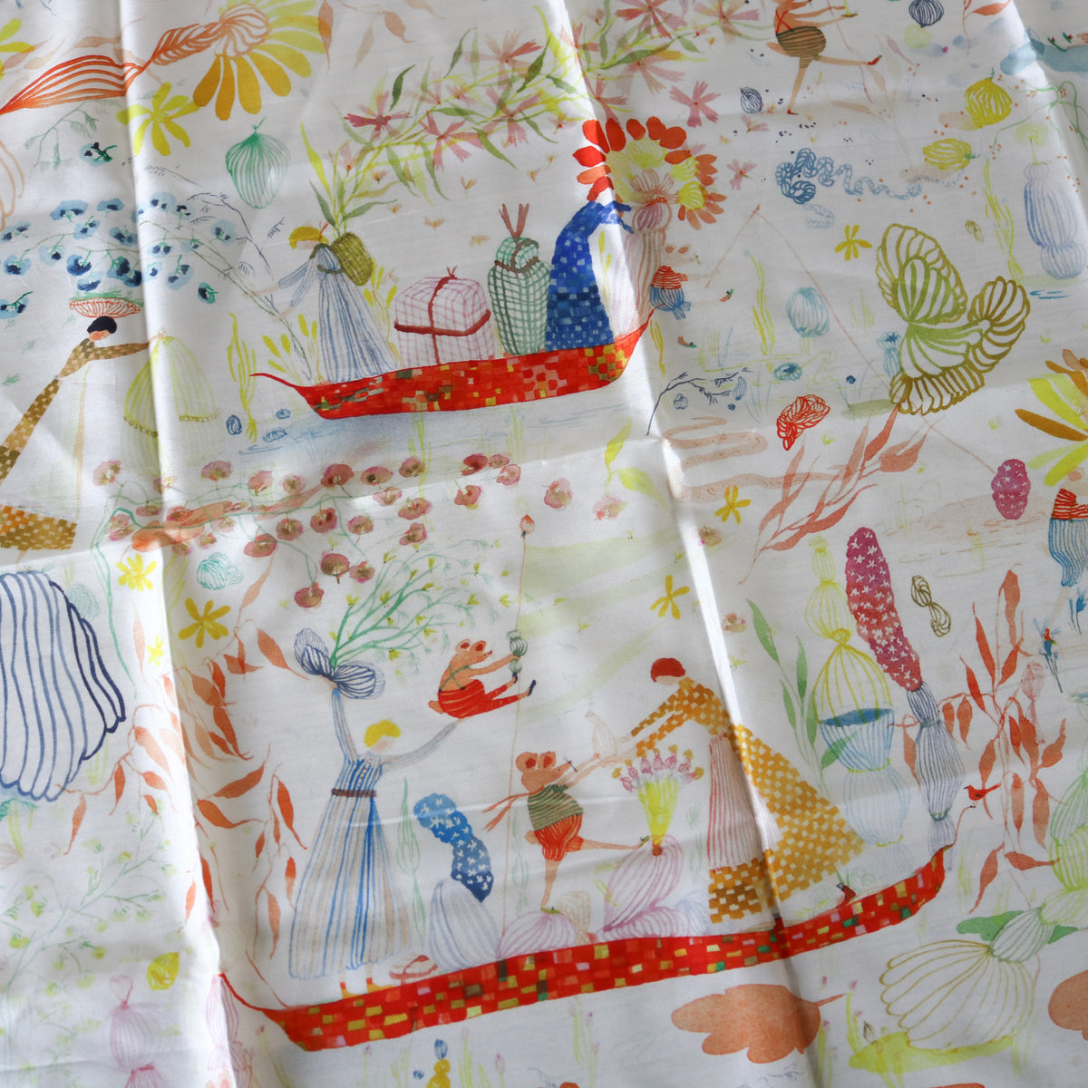 Garden in the Sea Seek and Find Playsilk